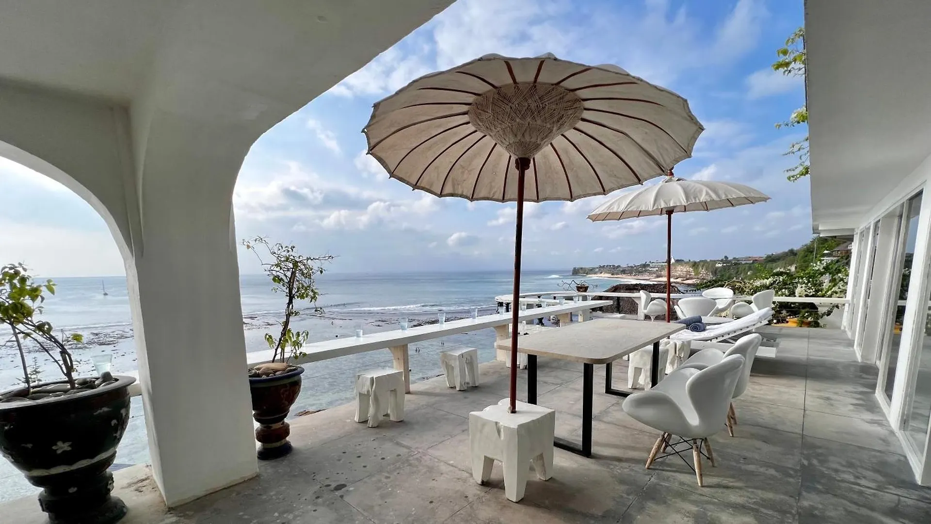 Morabito Art Cliff Villa Uluwatu