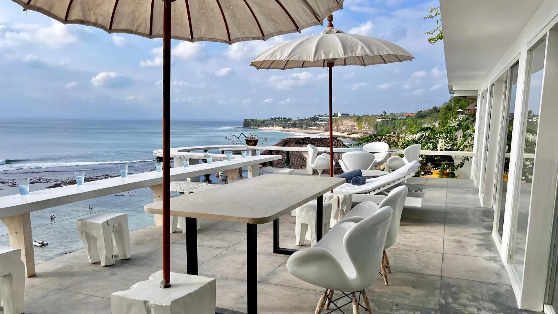 Morabito Art Cliff Villa Uluwatu