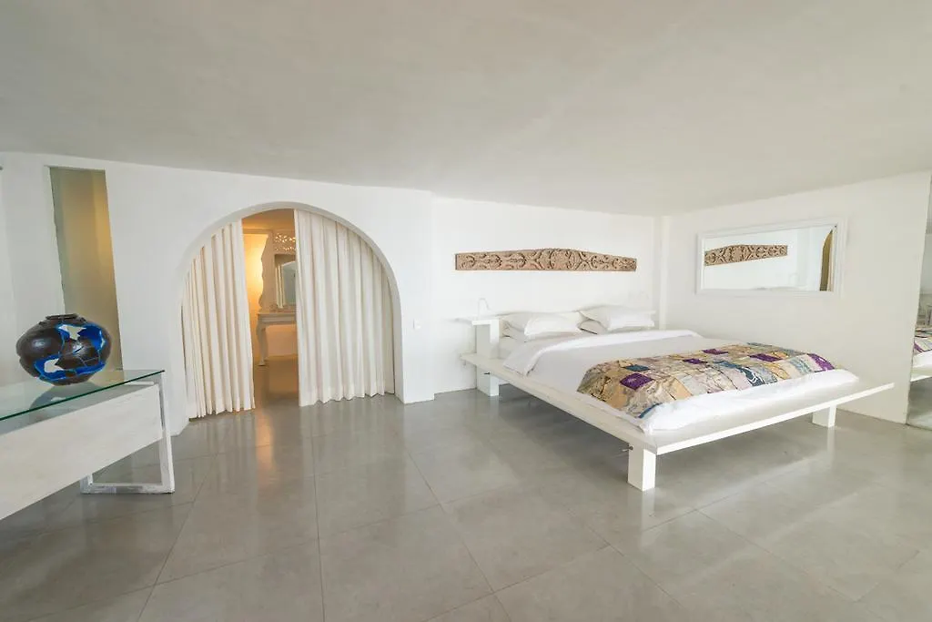 Morabito Art Cliff Villa Uluwatu  Indonesia